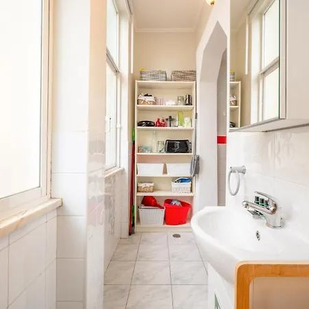 Guestready - Spring Break In * Lissabon